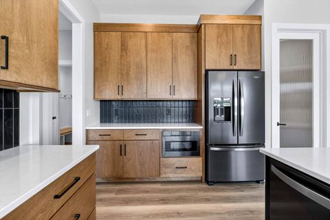 Tiny photo for 6 Viola Drive, Le Claire, IA 52753 (MLS # 12618871)