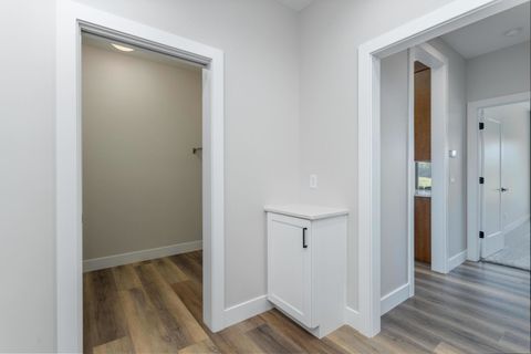 Tiny photo for 6 Viola Drive, Le Claire, IA 52753 (MLS # 12618871)