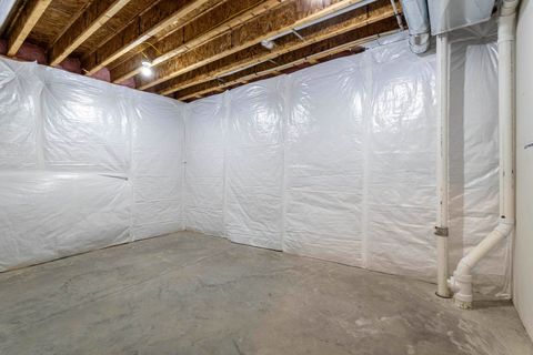 Tiny photo for 6 Viola Drive, Le Claire, IA 52753 (MLS # 12618871)