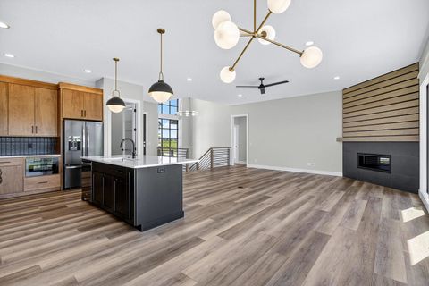 Tiny photo for 6 Viola Drive, Le Claire, IA 52753 (MLS # 12618871)