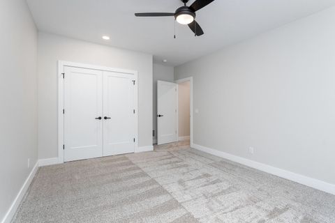 Tiny photo for 6 Viola Drive, Le Claire, IA 52753 (MLS # 12618871)
