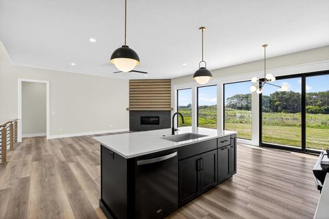 Tiny photo for 6 Viola Drive, Le Claire, IA 52753 (MLS # 12618871)