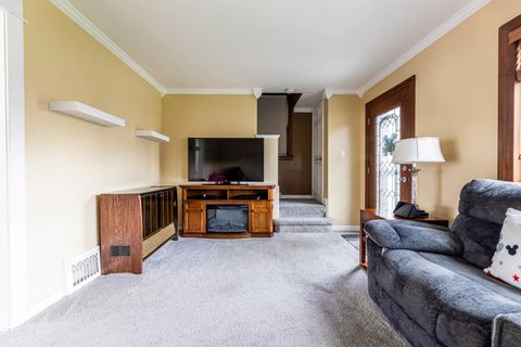 Tiny photo for 5113 S Mayfield Avenue, Chicago, IL 60638 (MLS # 12627690)