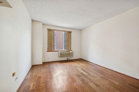 Tiny photo for 801 S Plymouth Avenue #415, Chicago, IL 60605 (MLS # 12523314)