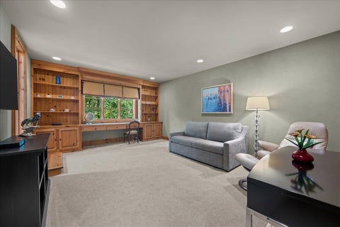 Tiny photo for 3202 Royal Fox Drive, St. Charles, IL 60174 (MLS # 12738784)