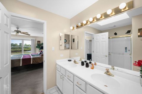 Tiny photo for 14 Corinth Court, Tinley Park, IL 60477 (MLS # 12650468)