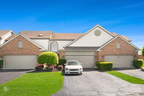 Photo of 14 Corinth Court, Tinley Park, IL 60477 (MLS # 12650468)