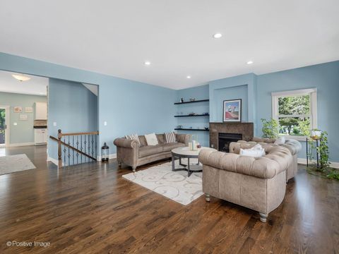 Tiny photo for 771 W Kristen Court, Palatine, IL 60067 (MLS # 12650742)