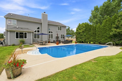 Tiny photo for 6523 Midleton Lane, McHenry, IL 60050 (MLS # 12737896)