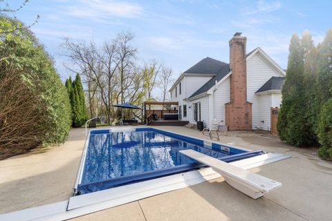 Tiny photo for 3 Milton Court, Cary, IL 60013 (MLS # 12610823)
