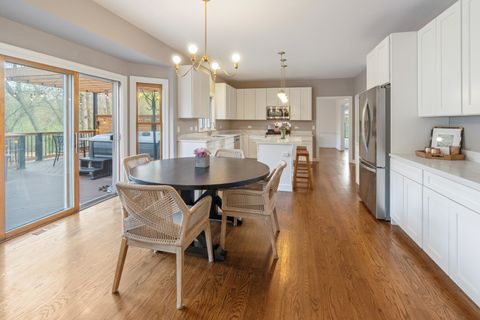 Tiny photo for 3 Milton Court, Cary, IL 60013 (MLS # 12610823)