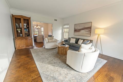 Tiny photo for 3 Milton Court, Cary, IL 60013 (MLS # 12610823)