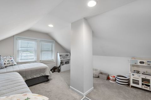 Tiny photo for 5471 N Parkside Avenue, Chicago, IL 60630 (MLS # 12610327)