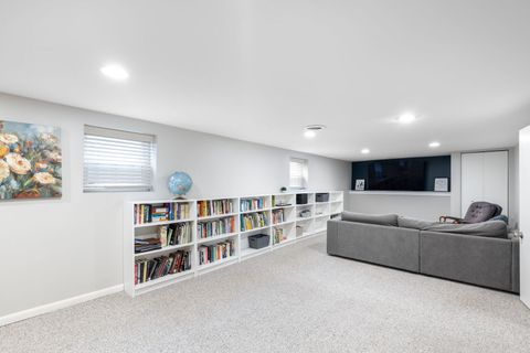 Tiny photo for 5471 N Parkside Avenue, Chicago, IL 60630 (MLS # 12610327)