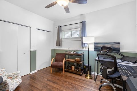 Tiny photo for 5471 N Parkside Avenue, Chicago, IL 60630 (MLS # 12610327)