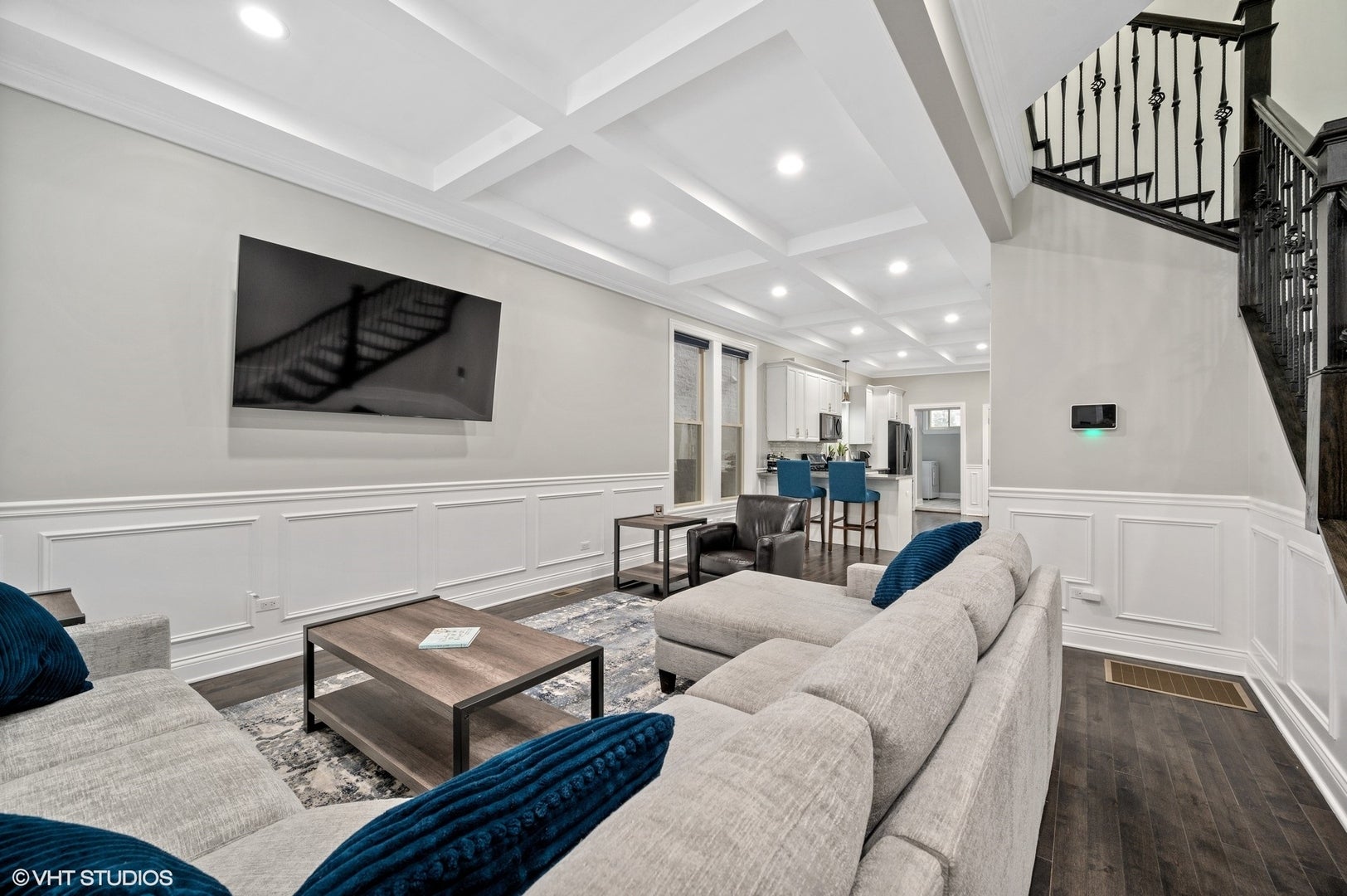 2425 W Lexington Street