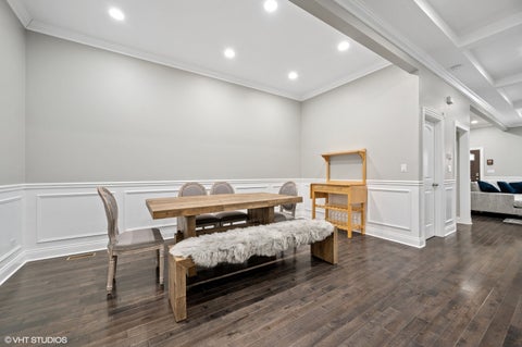 Tiny photo for 2425 W Lexington Street, Chicago, IL 60612 (MLS # 12780547)