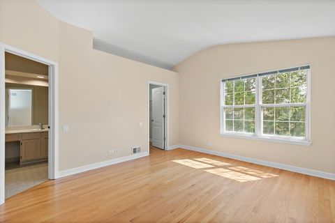 Tiny photo for 1415 Diamond Drive, Hoffman Estates, IL 60192 (MLS # 12614704)