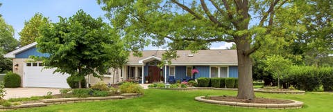 Photo of 1110 Lake Shore Drive N, Barrington, IL 60010 (MLS # 12736406)
