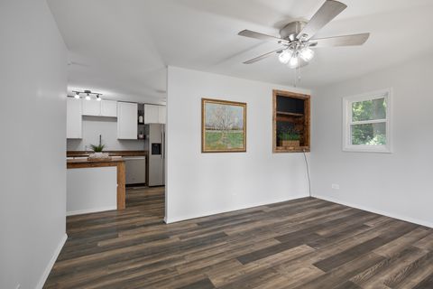 Tiny photo for 38207 N 3rd Avenue, Spring Grove, IL 60081 (MLS # 12694482)
