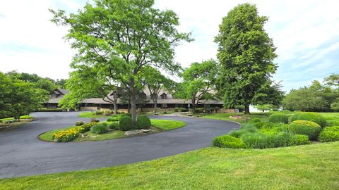 Tiny photo for 82 Hawley Woods Road, Barrington Hills, IL 60010 (MLS # 12637978)