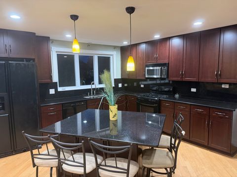 Tiny photo for 12118 W SOMERSET Road, Orland Park, IL 60467 (MLS # 12653161)
