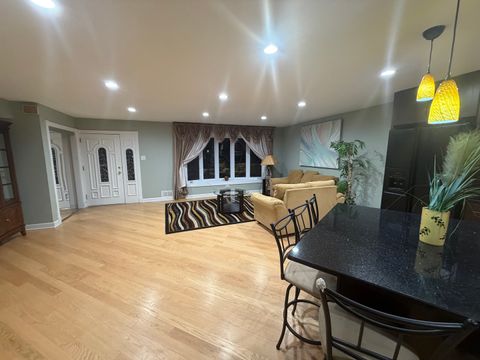 Tiny photo for 12118 W SOMERSET Road, Orland Park, IL 60467 (MLS # 12653161)