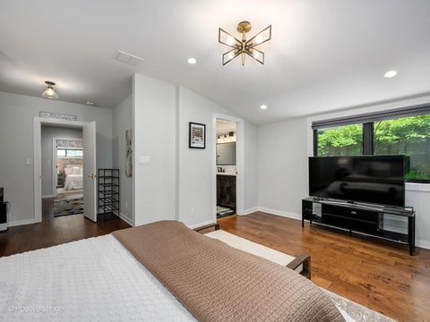 Tiny photo for 344 E Witchwood Lane, Lake Bluff, IL 60044 (MLS # 12712904)