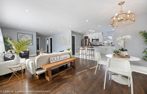 Tiny photo for 752 Rolling Drive, Lisle, IL 60532 (MLS # 12524981)