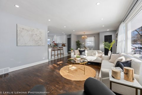 Tiny photo for 752 Rolling Drive, Lisle, IL 60532 (MLS # 12524981)