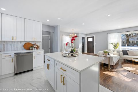 Tiny photo for 752 Rolling Drive, Lisle, IL 60532 (MLS # 12524981)