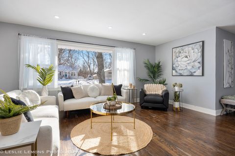 Tiny photo for 752 Rolling Drive, Lisle, IL 60532 (MLS # 12524981)