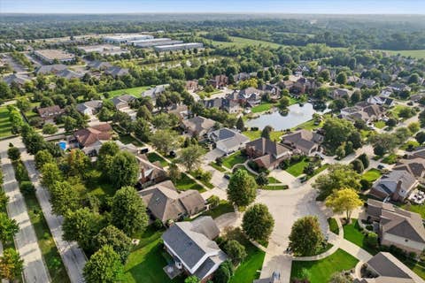 Tiny photo for 18220 Hidden Valley Cove, Orland Park, IL 60467 (MLS # 12725800)
