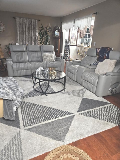 Tiny photo for 25 Emerson Drive, Schaumburg, IL 60194 (MLS # 12781703)