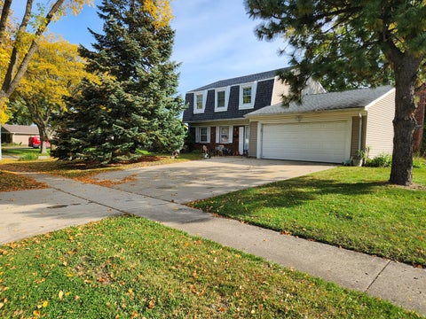 Photo of 25 Emerson Drive, Schaumburg, IL 60194 (MLS # 12781703)