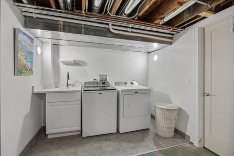 Tiny photo for 2542 S 6th Avenue, North Riverside, IL 60546 (MLS # 12785850)