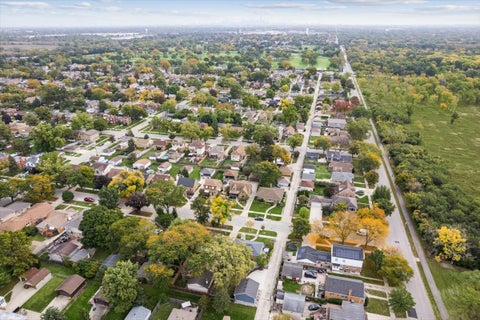 Tiny photo for 2542 S 6th Avenue, North Riverside, IL 60546 (MLS # 12785850)