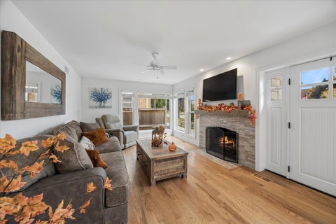 Tiny photo for 2542 S 6th Avenue, North Riverside, IL 60546 (MLS # 12785850)