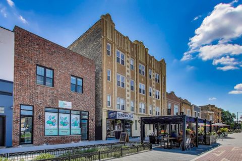 Tiny photo for 2649 N KEDZIE Avenue #4B, Chicago, IL 60647 (MLS # 12431620)