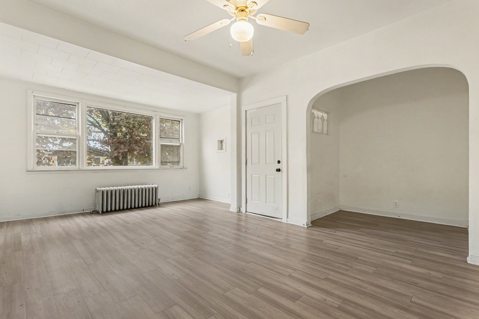 5032 W Gunnison Street