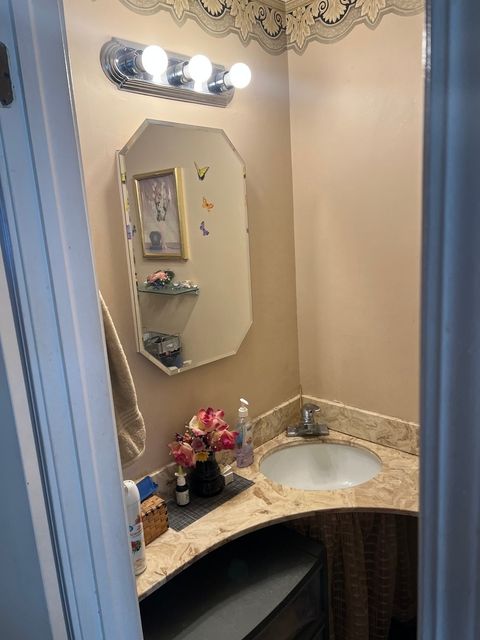 Tiny photo for 1792 Williamsburg Drive, Hoffman Estates, IL 60169 (MLS # 12575333)