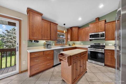 Tiny photo for 1358 Cottonwood Lane, Crystal Lake, IL 60014 (MLS # 12760250)