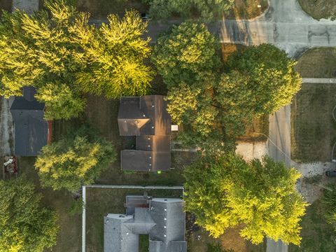 Tiny photo for 301 N 2nd Avenue, Chenoa, IL 61726 (MLS # 12525132)