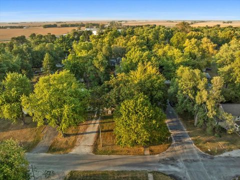 Tiny photo for 301 N 2nd Avenue, Chenoa, IL 61726 (MLS # 12525132)