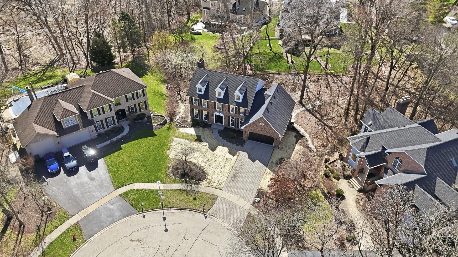 1215 Triple Crown Court