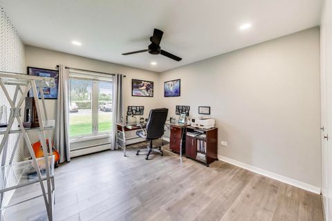 Tiny photo for 4224 Saratoga Avenue #J110, Downers Grove, IL 60515 (MLS # 12443204)