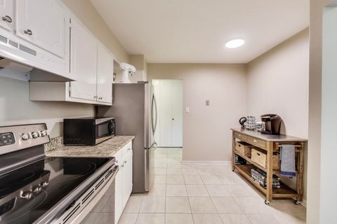 Tiny photo for 4224 Saratoga Avenue #J110, Downers Grove, IL 60515 (MLS # 12443204)