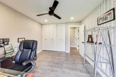 Tiny photo for 4224 Saratoga Avenue #J110, Downers Grove, IL 60515 (MLS # 12443204)