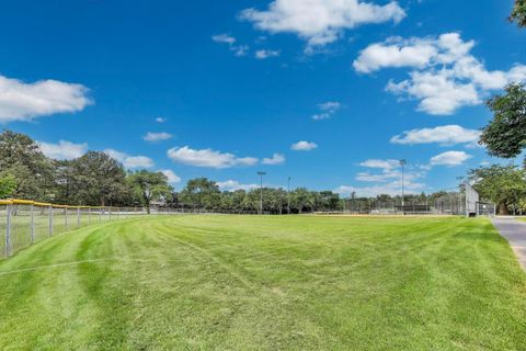 Tiny photo for 4224 Saratoga Avenue #J110, Downers Grove, IL 60515 (MLS # 12443204)