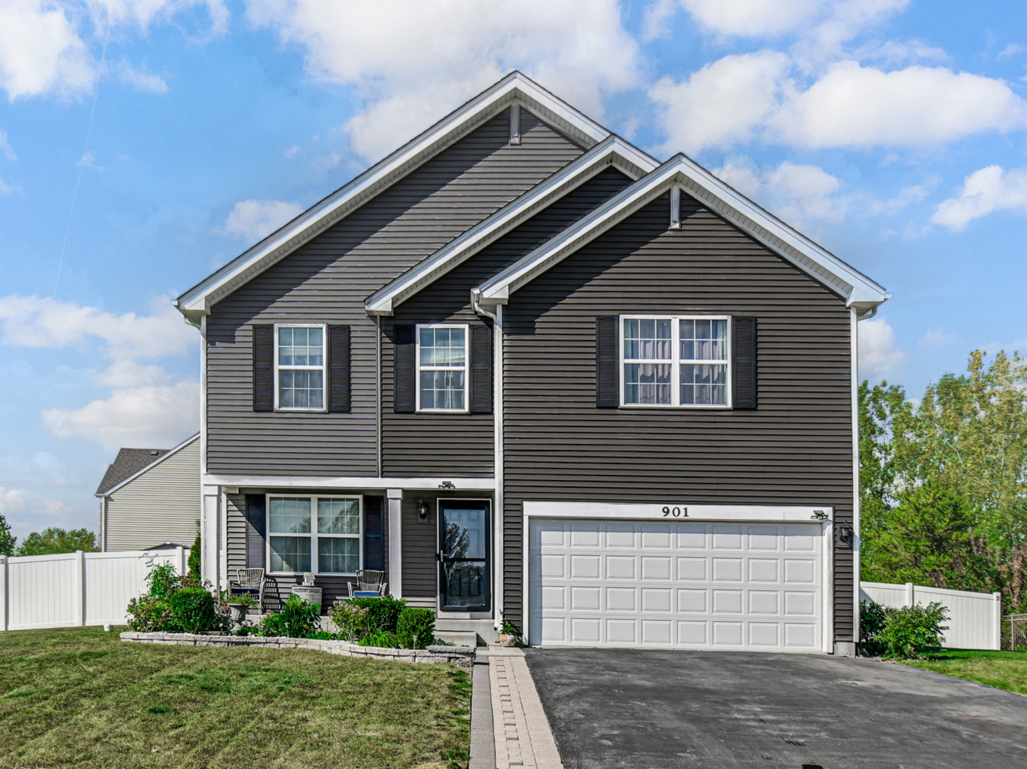 901 Sable Ridge Drive